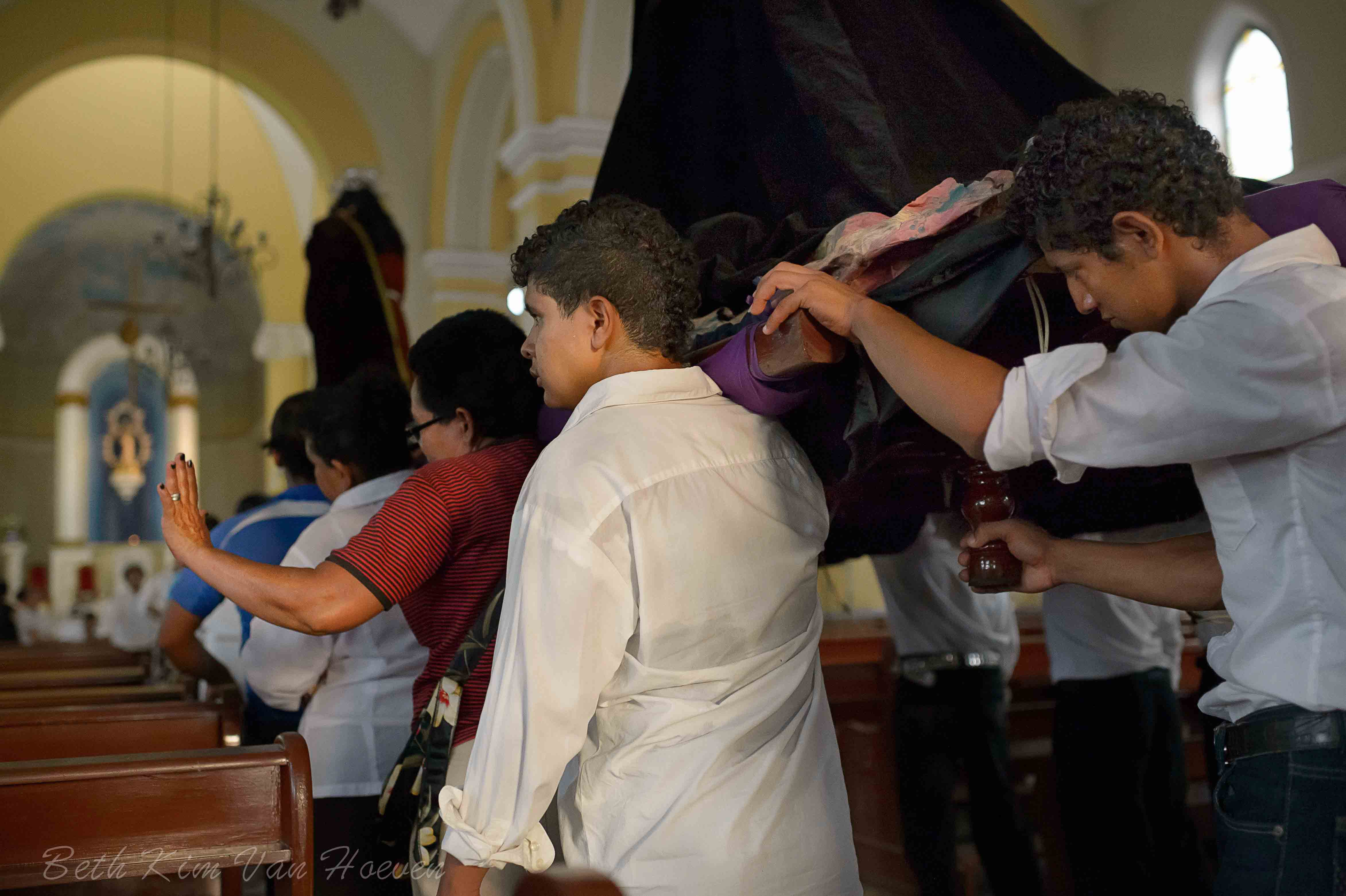 Granada_Nicaragua_ Cathedral Palm Sunday Procession